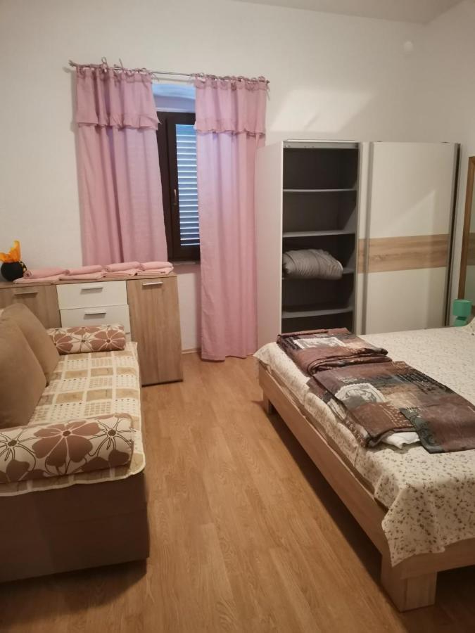 Apartman Miki Пула Екстер'єр фото